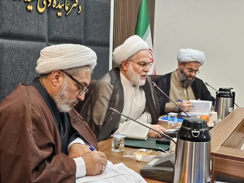 تصاویر/جلسه هیئات امنای حوزه علمیه خواهران استان کردستان