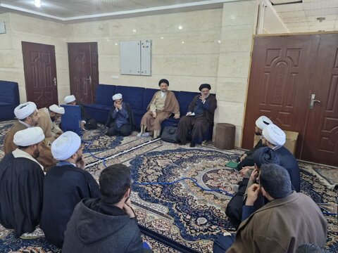 نشست معاون ارتباطات و امور بین‌الملل حوزه‌های علمیه با طلاب حوزه علمیه خوزستان