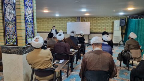 تصاویر/برگزاری دوره‌های دانش‌افزایی اصول و مهارت‌های عمومی تدریس