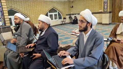 تصاویر/برگزاری دوره‌های دانش‌افزایی اصول و مهارت‌های عمومی تدریس