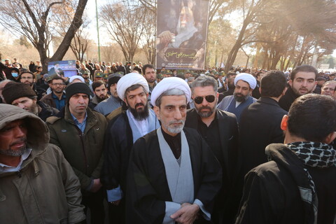 تصاویر / مراسم تشییع آیت‌الله مستجابی در اصفهان‎