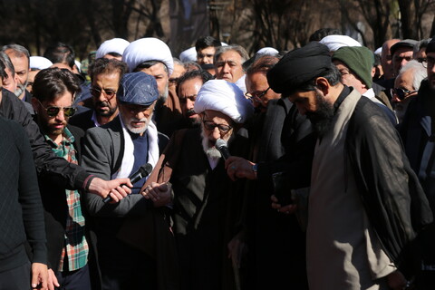 تصاویر / مراسم تشییع آیت‌الله مستجابی در اصفهان‎
