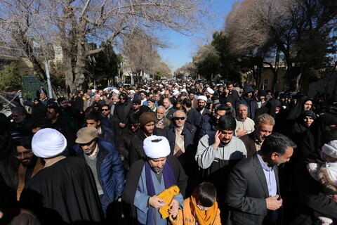 تصاویر / مراسم تشییع آیت‌الله مستجابی در اصفهان‎