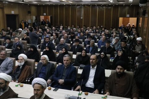 تجلیل از خدمات ۵۰ ساله استاد حوزه علمیه خوی
