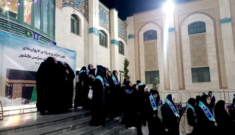 اعزام و بدرقه عمره دانش آموزی