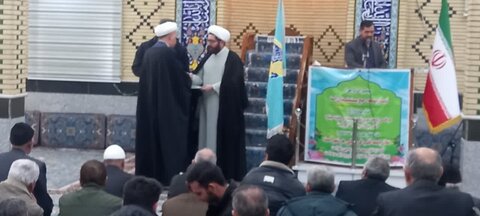 تصاویر/ اقامه نماز جمعه شهر محمدیار