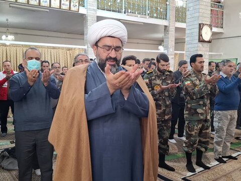 تصاویر/ اقامه نماز جمعه پلدشت
