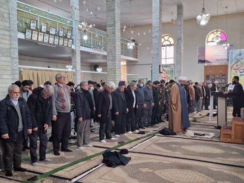 تصاویر/ اقامه نماز جمعه پلدشت