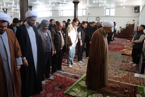 تصاویر/ اقامه نماز جمعه نقده