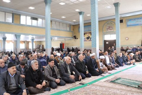 تصاویر/ آیین عبادی سیاسی نماز جمعه نوشین شهر