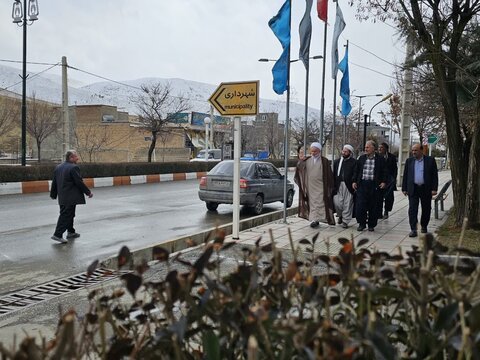 تصاویر/حضور نماینده ولی فقیه در کردستان، در نماز جمعه اهل سنت شهر شویشه از توابع سنندج