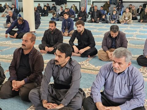 تصاویر/حضور نماینده ولی فقیه در کردستان، در نماز جمعه اهل سنت شهر شویشه از توابع سنندج