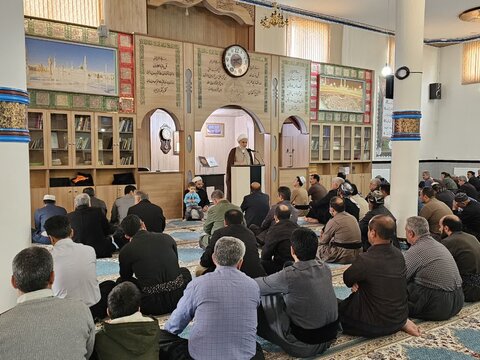 تصاویر/حضور نماینده ولی فقیه در کردستان، در نماز جمعه اهل سنت شهر شویشه از توابع سنندج