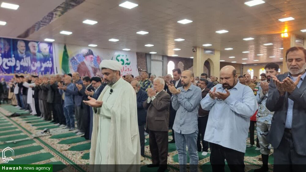 نماز جمعه گناوه به روایت تصویر