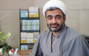 فعالیت گروه‌های جهادی طلاب ارتباط روحانیت با مردم را تقویت می‌کند