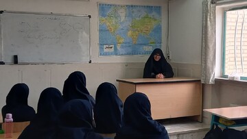 برگزاری کرسی آزاداندیشی در دبیرستان نمونه دولتی گرمسار