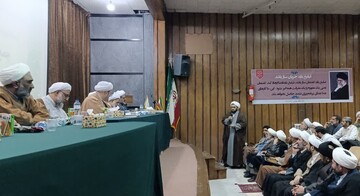 هم‌اندیشی و تبادل نظر میان طلاب و ائمه جمعه منطقه شرق گلستان