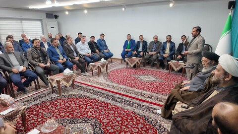 تصاویر|نشست مسئولان برگزار کننده مراسم های مذهبی شهر اصفهان با امام جمعه اصفهان