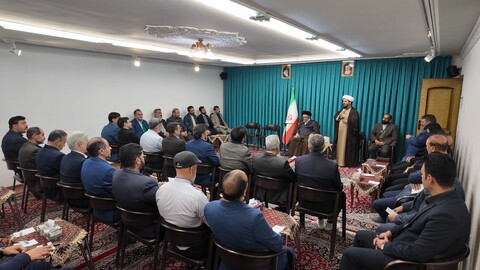 تصاویر|نشست مسئولان برگزار کننده مراسم های مذهبی شهر اصفهان با امام جمعه اصفهان