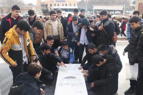 تصاویر/ حضور دانش آموزان شاهد اهل قلم در مدرسه علمیه امام خامنه‌ای ارومیه