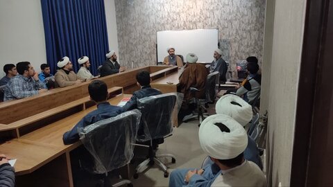 تصاویر/ دوره آشنایی با فرقه های انحرافی در مدرسه علمیه نقده