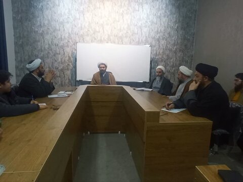 تصاویر/ دوره آشنایی با فرقه های انحرافی در مدرسه علمیه نقده