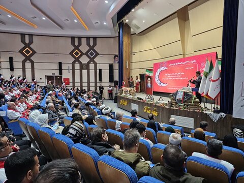 تصاویر/نخستین کنگره بین‌المللی ۲۵۰۰ شهید امدادگر دفاع مقدس و مقاومت یادواره ۲۲ شهید امدادگر کردستان