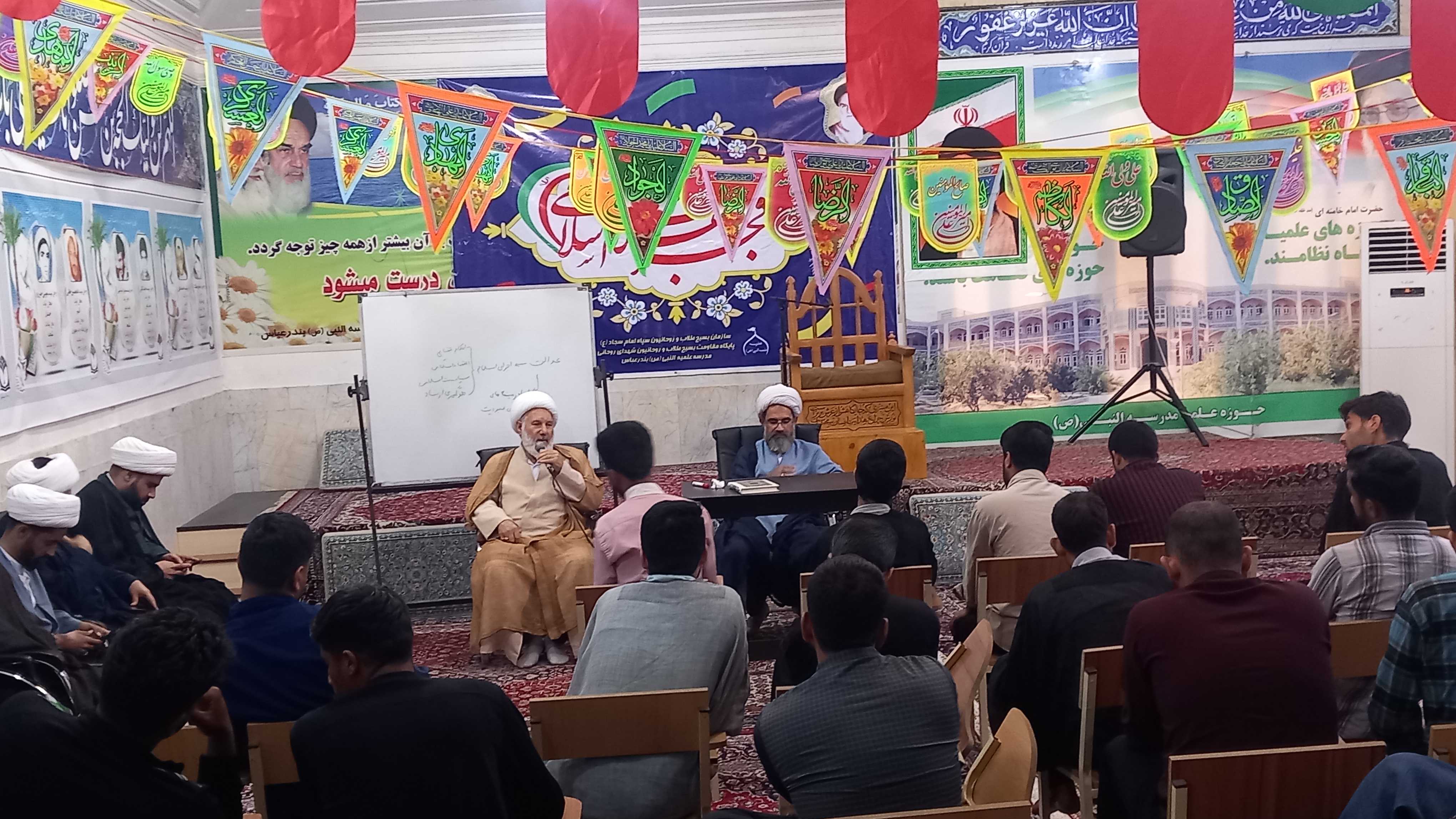 تقوا از مهمترین ویژگیهای مبلغان دین است