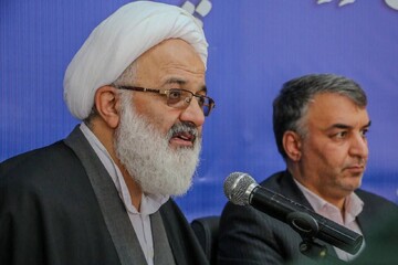 بهبود وضعیت آموزشی و تقویت روابط بین نهادهای مختلف آموزشی و اجرایی در آرادان