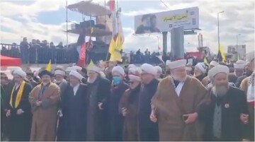 فیلم | شرکت علمای شیعه‌وسنی در مراسم تشییع شهید سید حسن نصرالله