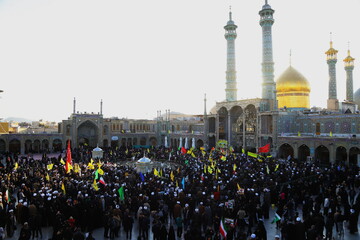 تصاویر / آئین وداع با فرماندهان شهید حزب الله و اجتماع مردمی " لبیک یا نصرالله" در قم