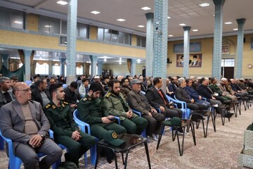 تصاویر/ آئین بزرگداشت و شام غریبان شهدای مقاومت در نوشین شهر