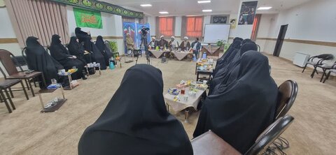 برگزاری نشست نخبگان با موضوع تحول در حوزه خواهران و نقش زنان در مرجعیت امور عبادی