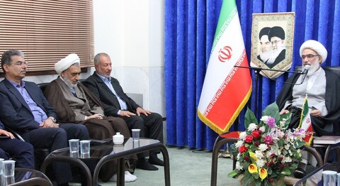 تصاویر/ نشست مرتلین استان بوشهر با امام جمعه