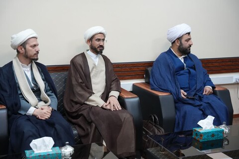 تصاویر/ نشست همفکری فرهنگی و تبلیغی شهرستان فردیس با حضور گروه اخلاق موسسه امام خمینی (ره)