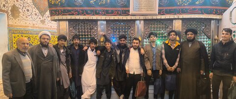 تصاویر/ اردوی زیارتی طلاب مدرسه علمیه امام موسی کاظم(ع) بَرزُک به مشهد اردهال کاشان