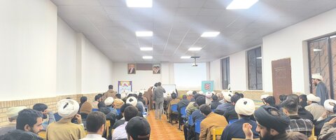 تصاویر/ اردوی زیارتی طلاب مدرسه علمیه امام موسی کاظم(ع) بَرزُک به مشهد اردهال کاشان