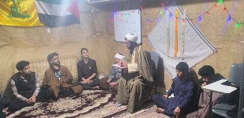 تصاویر/ اردوی زیارتی طلاب مدرسه علمیه امام موسی کاظم(ع) بَرزُک به مشهد اردهال کاشان