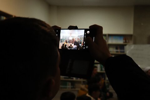 تصاویر/  بازدید دانش آموزان  مدرسه متوسطه شهید آهنگری ارومیه از مدرسه علمیه امام خامنه‌ای ارومیه