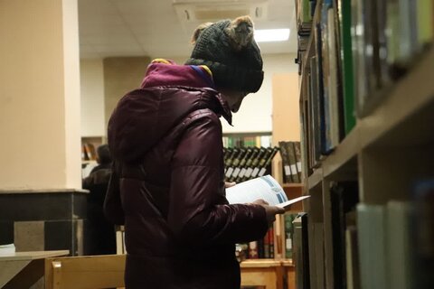 تصاویر/  بازدید دانش آموزان  مدرسه متوسطه شهید آهنگری ارومیه از مدرسه علمیه امام خامنه‌ای ارومیه