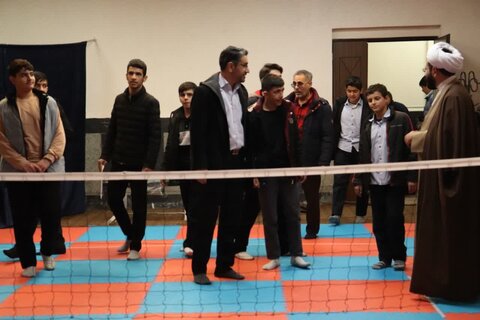 تصاویر/  بازدید دانش آموزان  مدرسه متوسطه شهید آهنگری ارومیه از مدرسه علمیه امام خامنه‌ای ارومیه