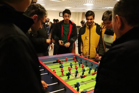 تصاویر/  بازدید دانش آموزان  مدرسه متوسطه شهید آهنگری ارومیه از مدرسه علمیه امام خامنه‌ای ارومیه