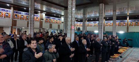 تصاویر/ مراسم شام غریبان شهیدان سید حسن نصرالله و سید هاشم صفی الدین در شهر کشاورز