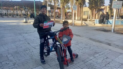 تصاویر/اجتماع اناعلی العهد، گرامیداشت شهید سیدحسن نصرالله در محلات