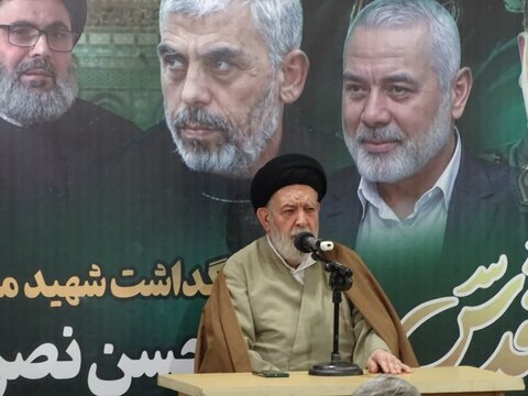 تصاویر/  مراسم‌ بزرگداشت شهدای مقاومت در مسجد جامع ماکو