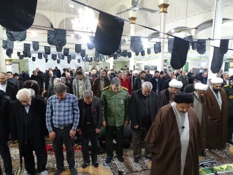 تصاویر/  مراسم‌ بزرگداشت شهدای مقاومت در مسجد جامع ماکو