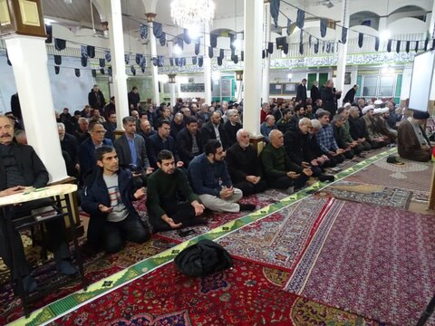 تصاویر/  مراسم‌ بزرگداشت شهدای مقاومت در مسجد جامع ماکو