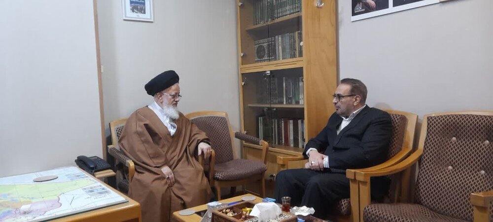 دیدار اعضای دبیرخانه کنگره علامه ملا عبدالله یزدی با نماینده مقام معظم رهبری در عراق