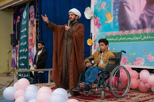 برگزاری جشن تکلیف ۲۰۰۰ نفری در مسجد النبی(ص) شهر کرمانشاه+ تصاویر