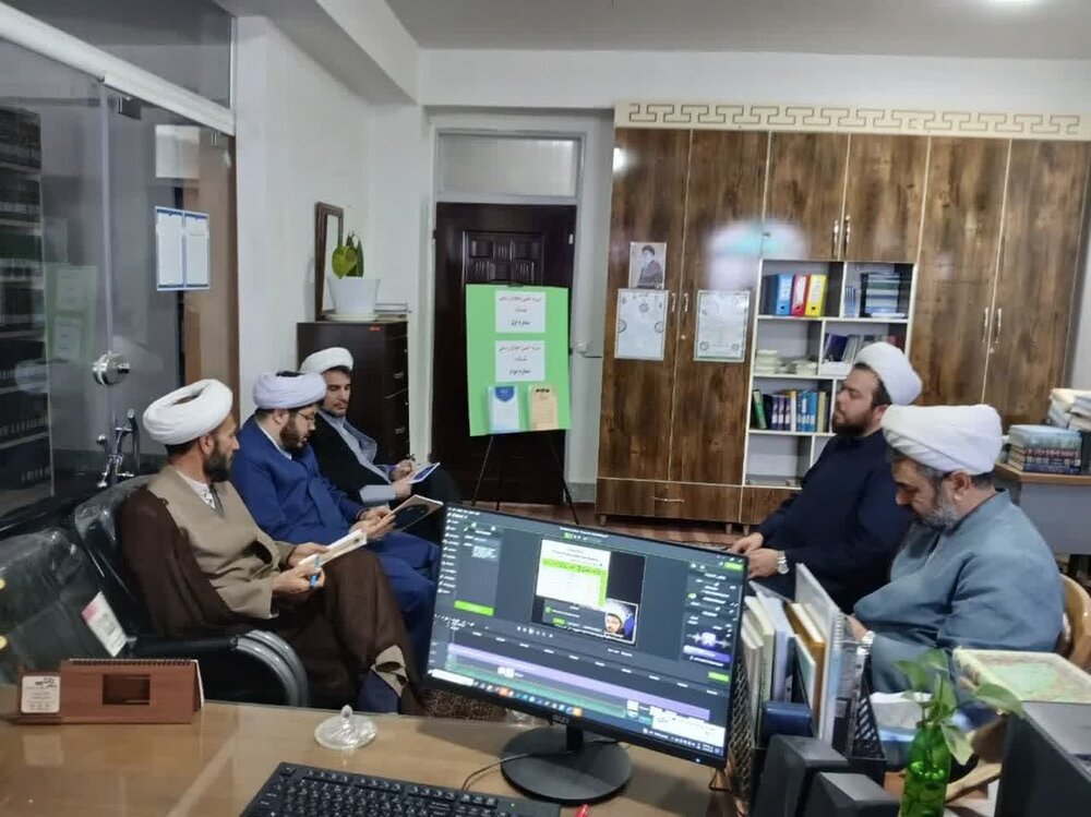 جلسه ارزیابی مجله علمی اطلاع‌رسانی قبسات میاندوآب برگزار شد